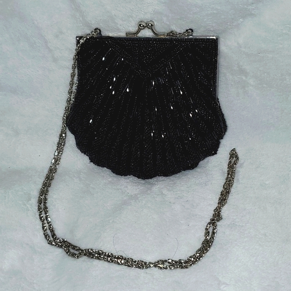 Metaphor Beaded Shell Purse with Mirror